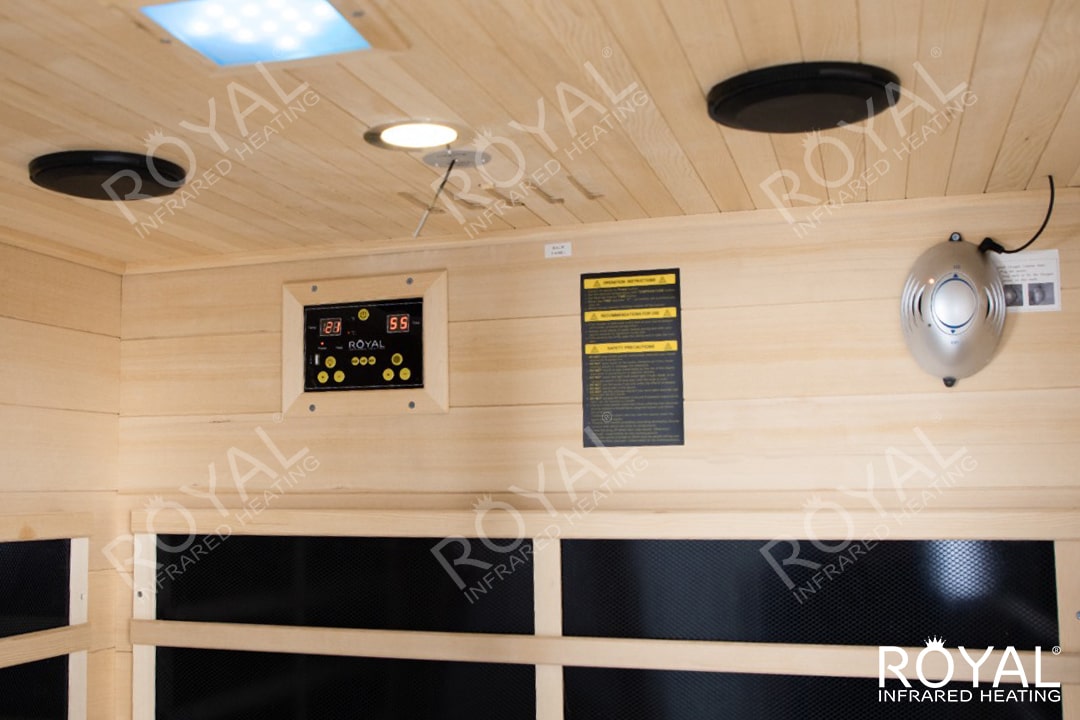 low-emf-infrared-sauna-cabin-balnera-s2-by-royal-infrared-heating-inside-min